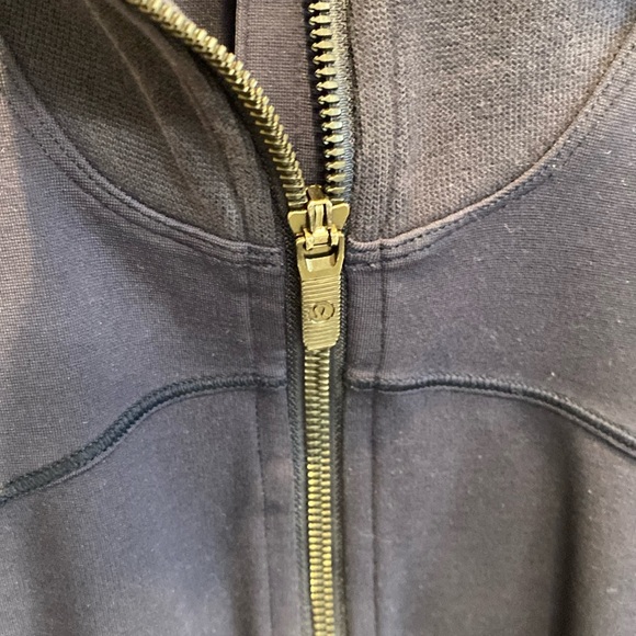 Lululemon Navy Blue Cover Your Tracks Jacket Midnight Navy | Size 8 - Picture 8 of 8